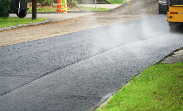 Best Local Driveway Pavers  in Country Club Hills, MO